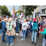 OMAS GEGEN RECHTS bei Düsseldorfer Prüf-Demo.