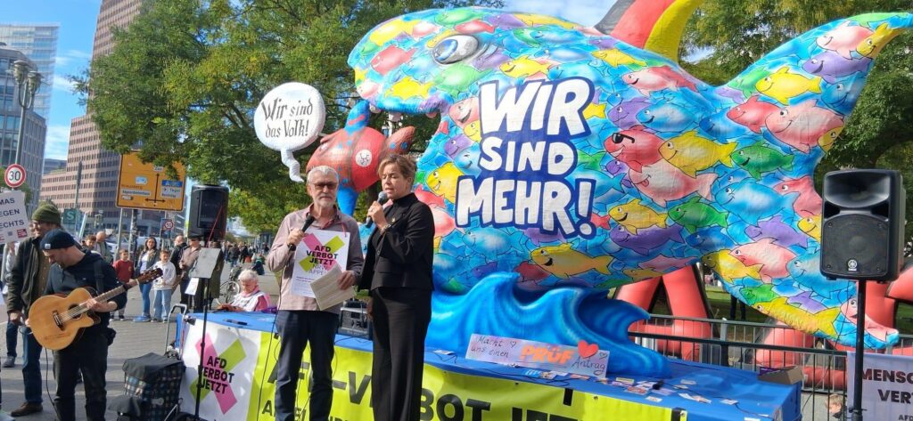 „Wir sind mehr“: Tilly-Fisch tourte für AfD-Verbotsverfahren bis vor Bundesrat